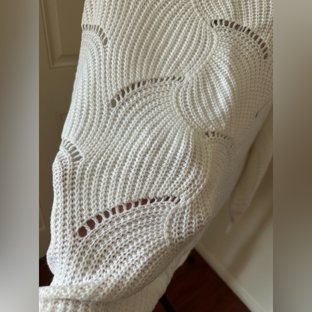 Knitted Top - Picture 2 of 8